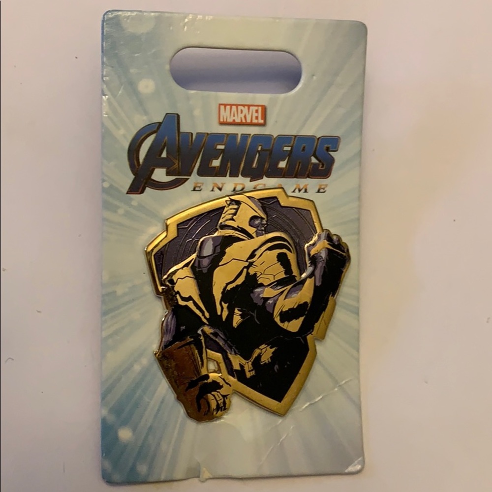Avengers Endgame Thanos pin
